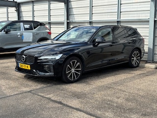 Volvo V60 T6 350PK AWD Plus Dark | Nappa | Pilot Assist | Lighting Pack | Trekhaak | Privacy glas