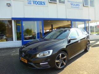 Volvo V60 1.6 T3 R-DESIGN, NAVI,18 INCH,ORG NL!!! 113 DKM! NIEUWSTAAT!!