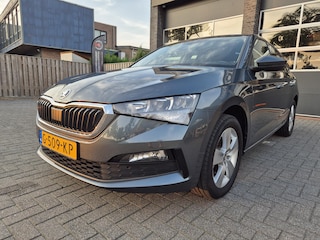 Skoda Scala 1.0 TSI Ambition app carplay led trekhaak