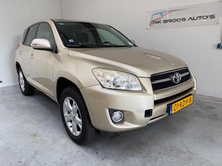 Toyota RAV4 2.0 VVTi Dynamic 2WD