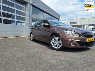 Peugeot 308 SW 1.2 PureTech Blue Lease Executive