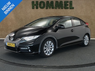 Honda Civic 1.4 Sport - ORIGINEEL NEDERLANDSE AUTO - AIRCO - CRUISE CONTROL - TREKHAAK (TREKGEWICHT 1200 KG GEREMD) - ELEKTRISCHE RAMEN VOOR + ACHTER - LICHTMETALEN VELGEN 17 INCH - ACHTERUITRIJ CAMERA