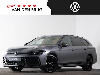 Volkswagen Passat Variant R-Line 1.5 eHybrid 204 PK Automaat | Black style | IQ-Matrix LED | Panoramadak | 18" velgen | Head-up | Keyless | 360 camera |