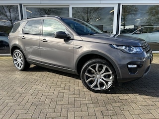Land Rover Discovery Sport 2.0 TD4 HSE 50% deal 10.475,- ACTIE Half leder / Pano / Cruise / Stoelverwarming / PDC