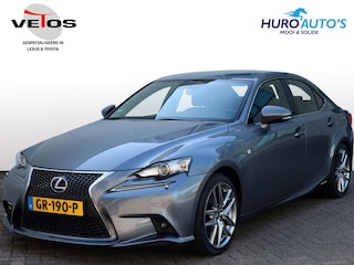 Lexus IS 300h F Sport Line | Stoelverwarming | Half Leder | Parkeersen