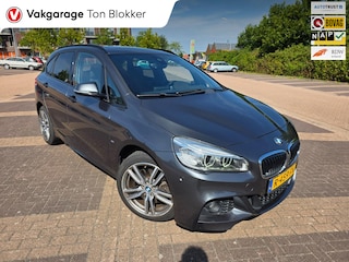 BMW 2-serie Tourer 225i M Sport|Alcantara|Panorama|Adaptive Cruise Control|