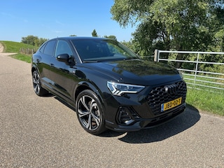 Audi Q3 45 TFSI e S Edition Matrix Sfeer ver. Zwart