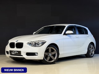 BMW 118i High Executive | LED | Leder | Navi | Stoelverwarming