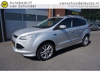 Ford Kuga 1.5 150PK TITANIUM STYLING PACK KEURIGE STAAT CAMERA TREKHAAK STOELVERWARMING NAVI CLIMA CRUISE PDC V+A+ASSIST BLUETOOTH 1/2LEDER KEYLESS ENZ...