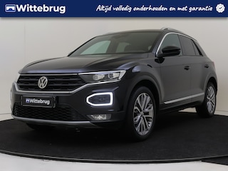 Volkswagen T-Roc 1.5 TSI 150pk Sport | Navigatie | Sportstoelen | Executive Pakket