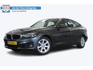 BMW 3-serie GT 320i High Executive | Vol leder | Stoelverwarming | Navigatie | Elektrische wegklapbare trekhaak | Stoelverwarming | Led koplampen | Cruise control | Climate control |
