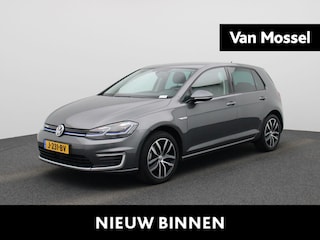 Volkswagen Golf E-DITION | Bluetooth | Camera | Parkeersensoren | Navigatie |