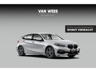 BMW 118i F40 Corporate Executive Sport-Line | 1e eigenaar | BTW auto | LED | Sportstoelen | Sportstuur | 17 inch | Navi | Bluetooth | Cruise control | Climate control | ➡️