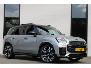 Mini Countryman 1.5 C John Cooper Works XL / NL-auto / Panorama / 9.000km / Vol Opties / NIEUWSTAAT