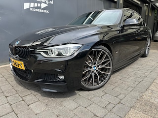 BMW 330e Centennial High Executive M performance uitlaat | Leder | Camera |