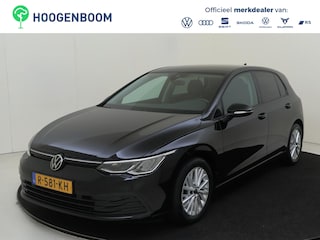 Volkswagen Golf 1.0 TSI Life | Achteruitrijcamera | Navigatie | Adaptieve cruise control | CarPlay | Sfeerverlichting | Draadloze telefoonlader |