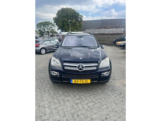 Mercedes-Benz GL 500 7 PERSOONS PANODAK ETC ETC dealer onderhouden in april grote beurt gehad