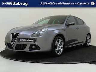 Alfa Romeo Giulietta 1.4 T Sprint | Automaat | Parkeerhulp | Navigatie |