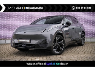 Lynk & Co 02 More 66 kWh Trekhaak | 22 KWh lader | Panoramadak | 360 Camera | Harman/Kardon | Elektrisch bedienbare Stoelen | Warmtepomp