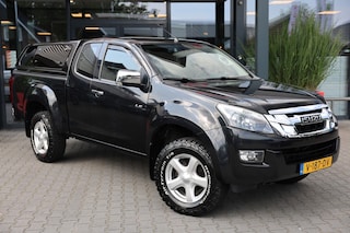 Isuzu D-Max 2.5 D EXTENDEND CAB 4WD VAN