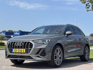 Audi Q3 35 TFSI S Line trekhaak leder apple carplay
