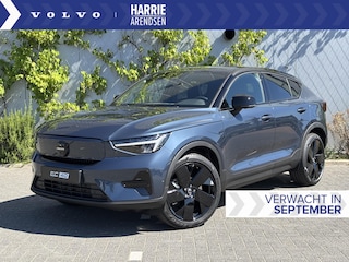 Volvo EC40 Single Motor Extended Range Ultra Black Ed. 82 kWh | Adaptieve Cruise Control | BLIS Dodehoek Detectie| Harmon Kardon | 360 Camera | Donker Glas | Nubuck | Warmetepomp |