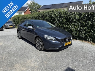 Volvo V40 1.6 D2 Kinetic | Navi | Autom. Airco | Cruise Control | 18" LMV | Privacy Glass | APK tot 21-07-2026!