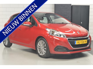 Peugeot 208 1.2 PureTech Active // AUTOMAAT // CLIMA // CRUISE // NAVIGATIE // 94.000 km //