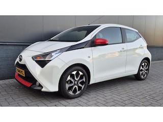 Toyota Aygo 1.0 VVT-i x-cite*automaat*airco*camera*apple-carplay*android*