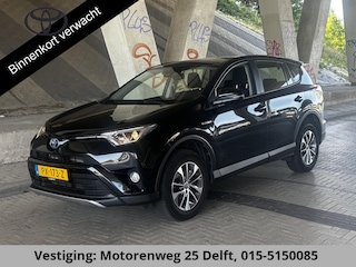 Toyota RAV4 2.5 HYBRID DYNAMIC BLACK GARANTIE 10-2027 NAVI.ADAPTIVE CRUISE.PDC VOOR+ACHTER 100% ONDERHOUDEN