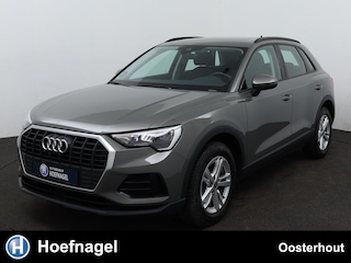 Audi Q3 35 TFSI Business Edition Automaat | Carplay | Parkeersensoren voor en achter | Stoelverwarming | Panoramadak