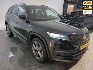 Skoda Kodiaq 1.5 TSI 150PK Sportline Business+camera+stoel-verw+Comf-Functie-navi-Pakket+adaptief-cruis&demping = SUPER !!