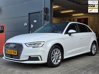 Audi A3 Sportback 1.4 e-tron Pro Line plus / PANO / DEALER OH / NWE BEURT / AFN TREKH. / P.SENSOR V+A / STOELVERW. / LANE-ASSIST !