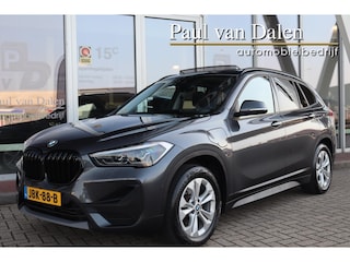 BMW X1 (f48) XDRIVE 25e 220PK AUTOMAAT EXEC. Panodak | Groot Navi | Cruise | Head Up | Electr.Klep | Dab | 17 Inch Lm |
