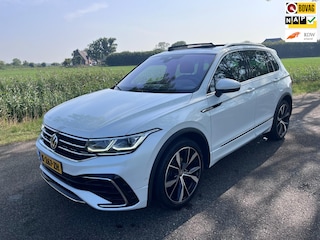 Volkswagen Tiguan 1.5 TSI R-Line, pano, trekhaak electr. harmon kardon