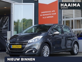 Peugeot 208 1.2 PureTech Allure | Cruise control | Navigatie | Lichtmetalen velgen | Climate control | Apple Carplay/Android Auto | Parkeersensoren achter