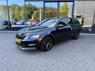 Skoda Octavia Combi 1.5 TSI Sportline,Pano,Schaalstoel,Navi,Clima,Cruise,