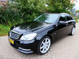 Mercedes-Benz C-klasse 180 157pk Automaat Clima Navi LED Cruise