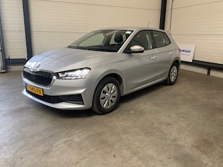 Skoda Fabia 1.0 TSI 95 pk Ambition | Airco | Buitenspiegels elektrisch verstel- en verwarmbaar | Cruise control