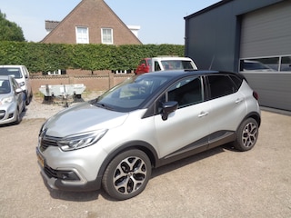 Renault Captur 0.9 TCe Intens Ecc, Navigatie, trekhaak, zwart dak, LM velgen, camera