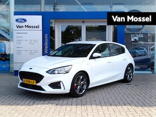 Ford Focus 1.0 EcoBoost Hybrid ST Line X Business Winterpack | Trekhaak | Navigatie | Airco | cruise control | Apple carplay | DAB