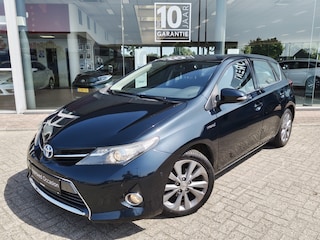 Toyota Auris 1.8 Hybrid Dynamic | Sensoren v/a | Stoelverwarming | Cruise Con