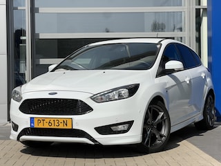 Ford Focus 1.0 ST-Line | Camera | Apple Carplay | Navigatie | Climate Control | Verw. voorruit | Cruise Control