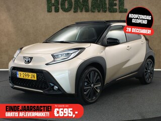 Toyota Aygo 1.0 VVT-i MT Premium - ORIGINEEL NEDERLANDSE AUTO - CARBIO DAK - PARKEERSENSOREN VOOR EN ACHTER - DRAADLOZE APPLE CARPLAY/ANDROID AUTO - DRAADLOZE TELEFOONLADER - VOORSTOELEN VERWARMD - NAVIGATIE