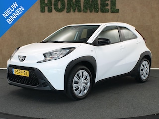 Toyota Aygo 1.0 VVT-i MT Play - ORIGINEEL NEDERLANDSE AUTO - APPLE CARPLAY/ ANDROID AUTO - ACHTERUITRIJ CAMERA - ADAPTIVE CRUISE CONTROL - DAB+ RADIO - LANE ASSIST