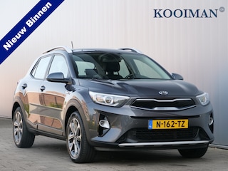 Kia Stonic 1.0 T-GDi 120pk DynamicLine Navigatie / Camera / 17 Inch