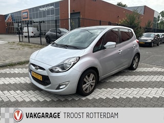 Hyundai ix20 1.6i i-Catcher Automaat | Panoramadak | APK TOT 03-02-2026 | Lederen bekleding | Elek. ramen | Cruise control | Climate control | Inruilkoopje
