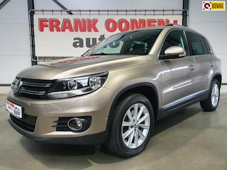 Volkswagen Tiguan 2.0 TFSI 210PK Sport&Style 4Motion + OH HISTORIE|PANORAMA|NAVI|LEDER|PARK ASSIST|KEYLESS|TREKHAAK|Apple|Android