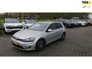 Volkswagen Golf E-DITION Warmtepomp,17inch lm, navi, camera, Led koplampen
