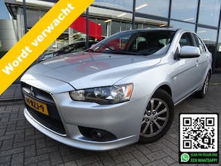Mitsubishi Lancer Sportback 1.6 Edition Two | DEALER ONDERHOUDEN | LEDER | LICHTMETALEN WIELEN | CLIMATE CONTROL |